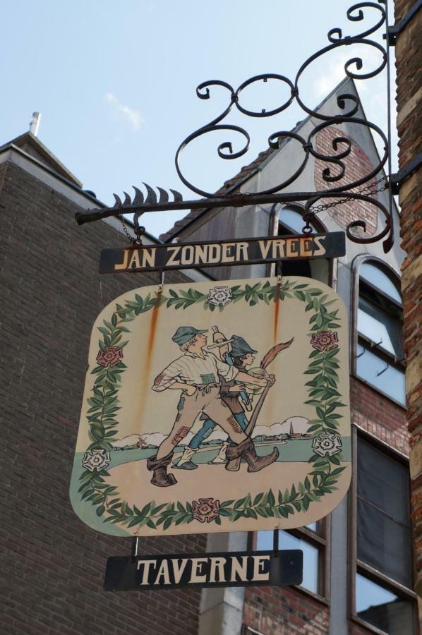 Charming Suites Jan Zonder Vrees Antwerp Luaran gambar